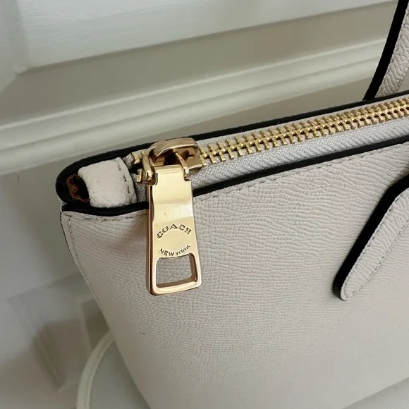 Coach Zip Top Tote in white (gold / chalk) #4454 - Picture 6 of 8